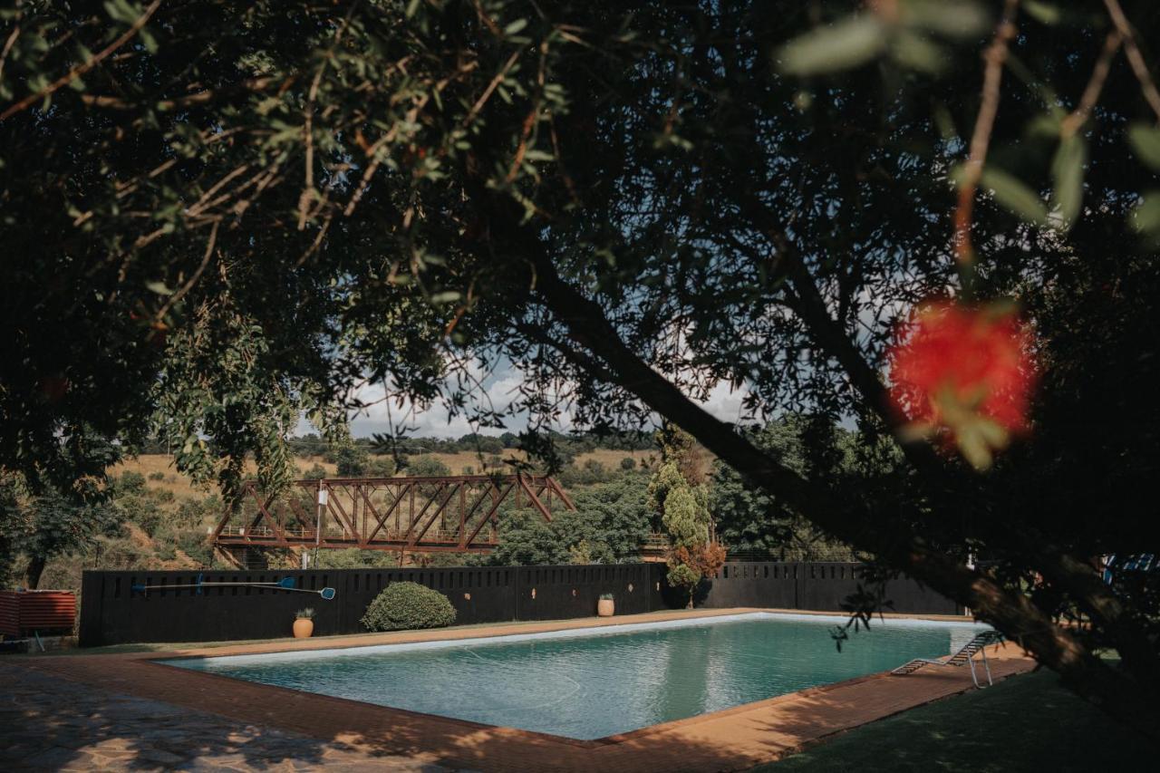 Pretorius Park Hotell Hartbeespoort Exteriör bild