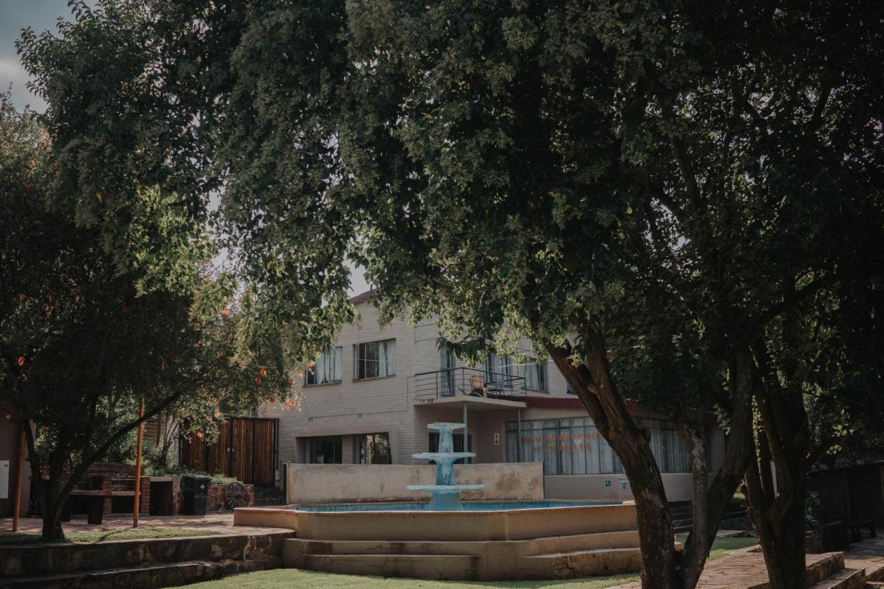 Pretorius Park Hotell Hartbeespoort Exteriör bild