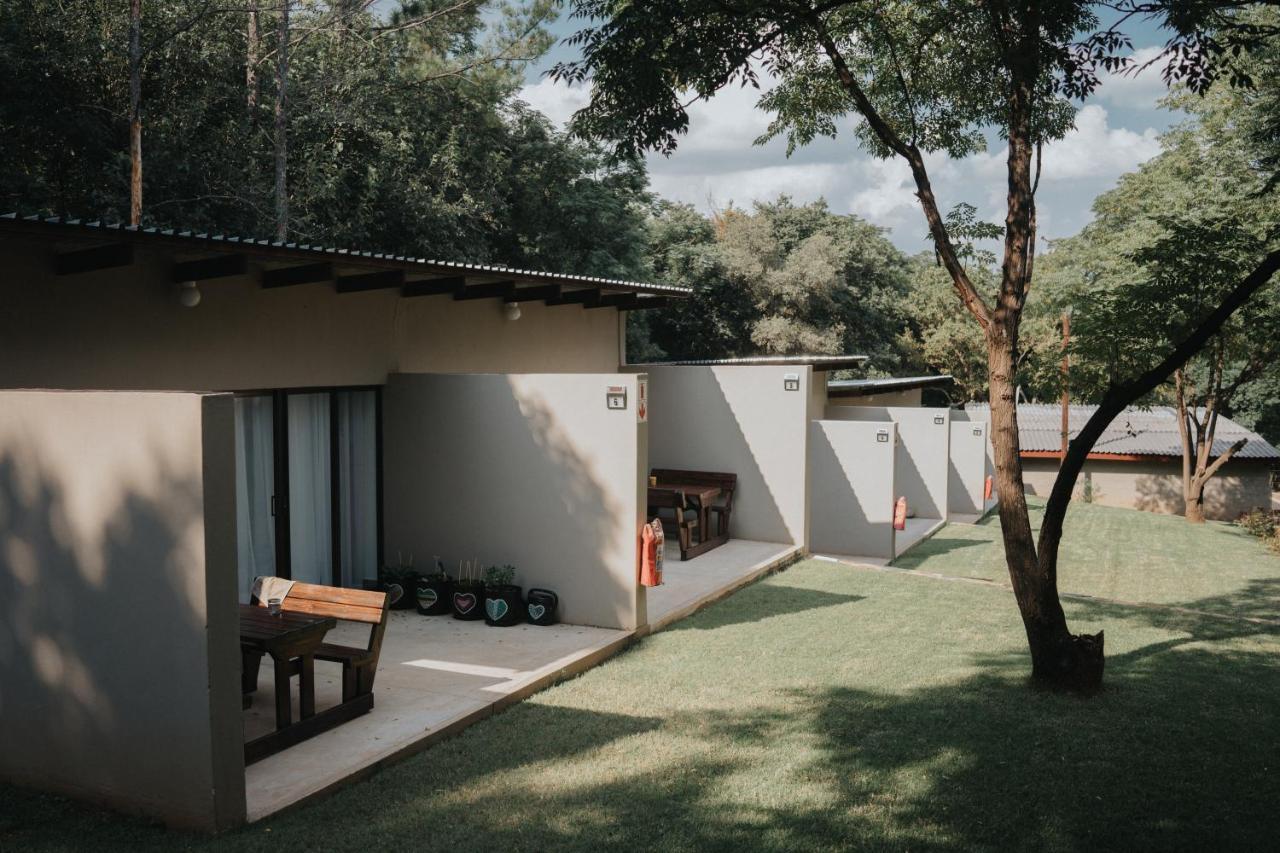 Pretorius Park Hotell Hartbeespoort Exteriör bild